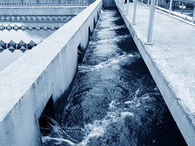 該怎么維護保養(yǎng)玻璃鋼污水處理設(shè)備？